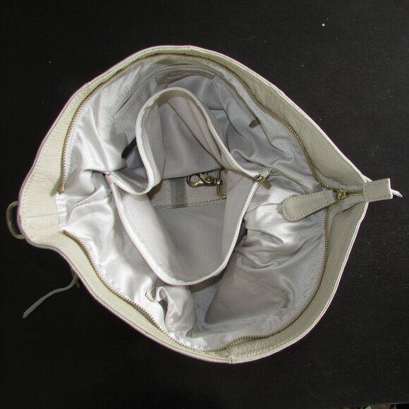 Leather Cream Pocketed Hobo Handbag - NEW - Picture 10 of 15